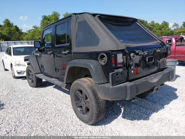 44912218 :رقم المزاد ، 1C4BJWDG4DL557031 vin ، 2013 Jeep Wrangler Unlimited Sport مزاد بيع