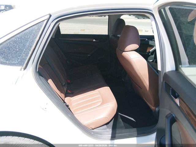 44912223 :رقم المزاد ، 1VWBA7A3XNC006771 vin ، 2022 Volkswagen Passat 2.0t Limited Edition مزاد بيع