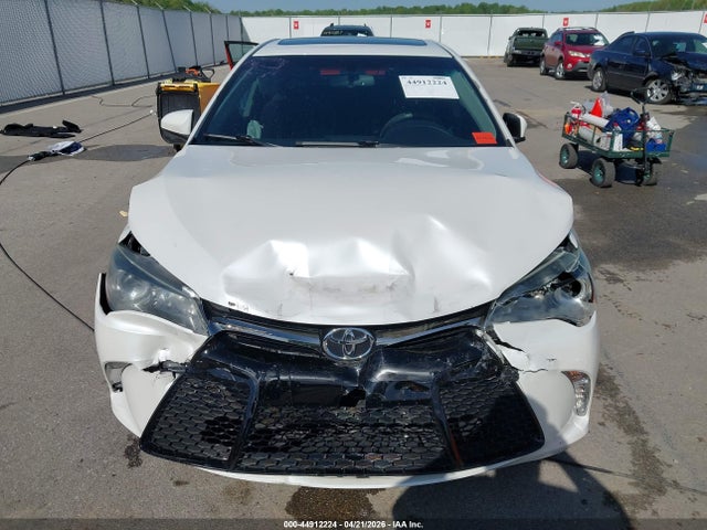 44912224 :رقم المزاد ، 4T1BF1FK0GU501197 vin ، 2016 Toyota Camry Xse مزاد بيع
