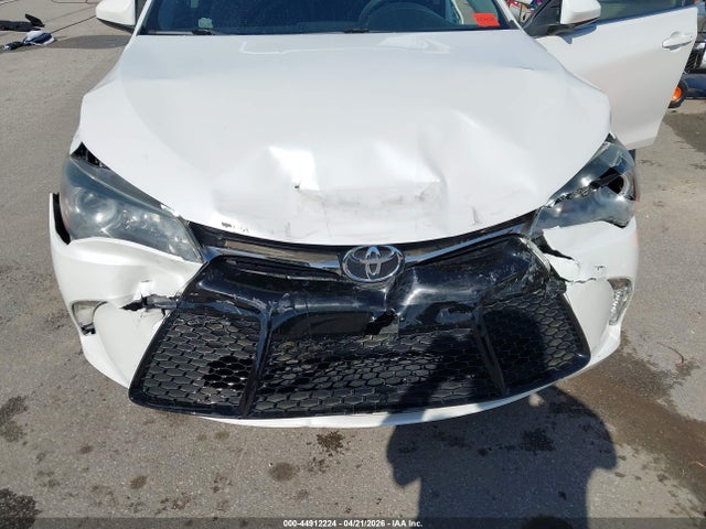 44912224 :رقم المزاد ، 4T1BF1FK0GU501197 vin ، 2016 Toyota Camry Xse مزاد بيع