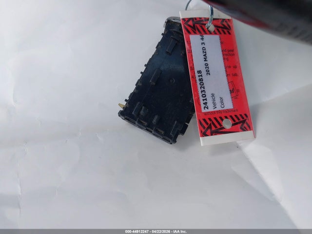 44912247 :رقم المزاد ، 3MZBPACL5LM131939 vin ، 2020 Mazda Mazda3 Select Package مزاد بيع
