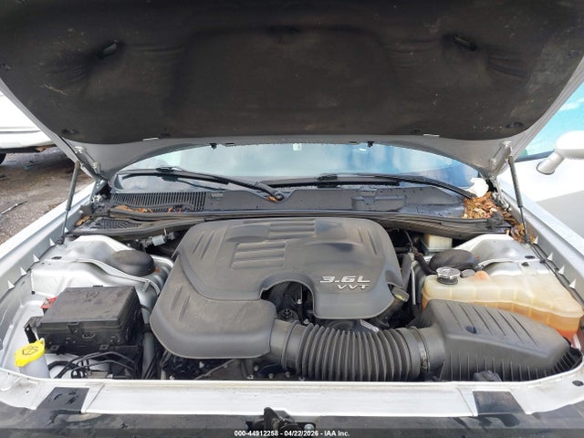 2021 Dodge Challenger Sxt მანქანა იყიდება აუქციონზე, vin: 2C3CDZAGXMH551740, აუქციონის ნომერი: 44912258