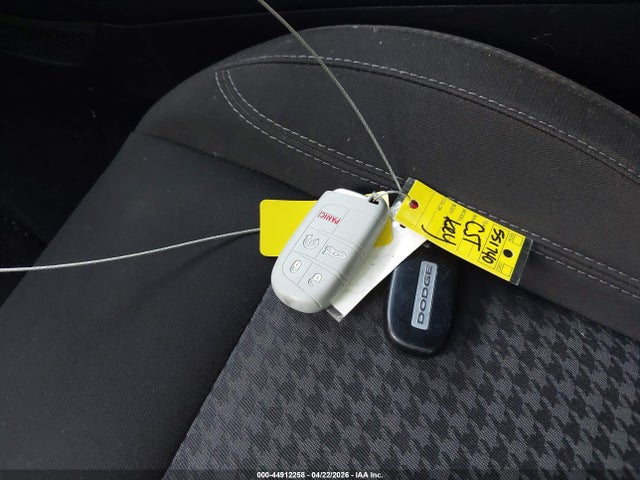 2021 Dodge Challenger Sxt მანქანა იყიდება აუქციონზე, vin: 2C3CDZAGXMH551740, აუქციონის ნომერი: 44912258