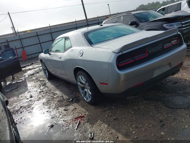 2021 Dodge Challenger Sxt მანქანა იყიდება აუქციონზე, vin: 2C3CDZAGXMH551740, აუქციონის ნომერი: 44912258