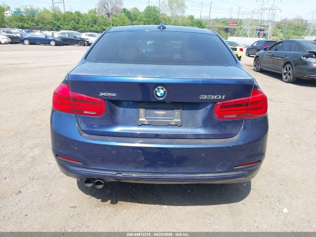 WBA8D9C51JA012699 BMW 330i Xdrive
