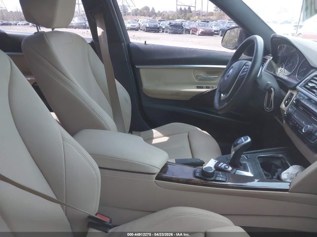 WBA8D9C51JA012699 BMW 330i Xdrive