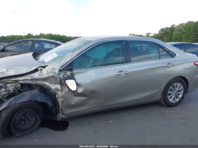 Aukcja sprzedaży 2017 Toyota Camry Le, vin: 4T1BF1FK6HU278875, numer aukcji: 44912279