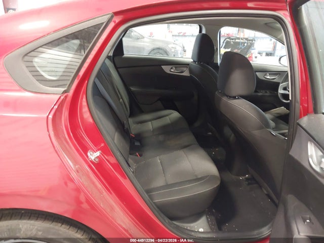 2023 Kia Forte Lxs მანქანა იყიდება აუქციონზე, vin: 3KPF24AD9PE648533, აუქციონის ნომერი: 44912296