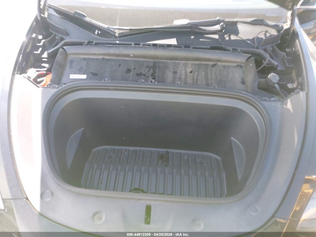 7SAYGDEF2NF491203 Tesla Model Y