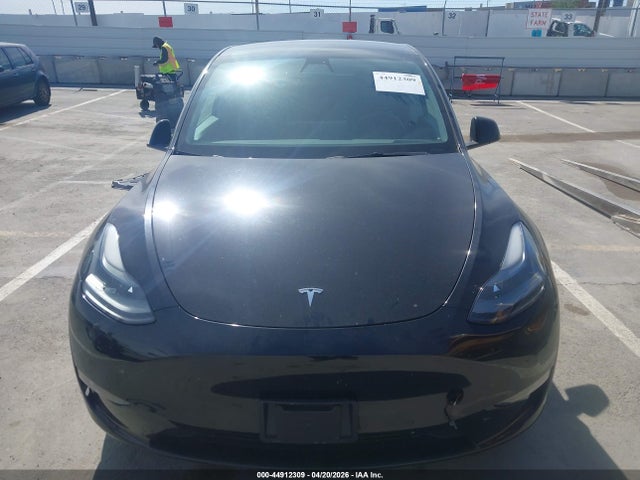 7SAYGDEF2NF491203 Tesla Model Y