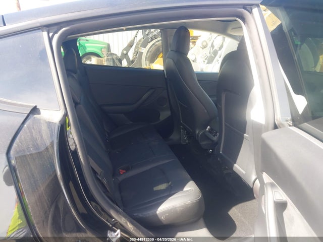 7SAYGDEF2NF491203 Tesla Model Y