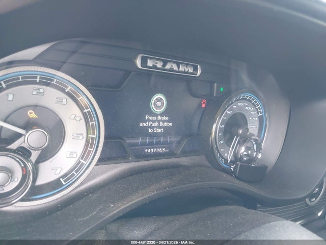 2019 Ram 1500 Limited  4x4 6'4 Box მანქანა იყიდება აუქციონზე, vin: 1C6SRFPT3KN627595, აუქციონის ნომერი: 44912320