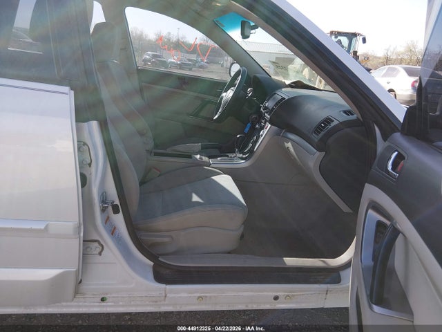 44912325 :رقم المزاد ، 4S4BP61C187349330 vin ، 2008 Subaru Outback 2.5i/2.5i L.l. Bean Edition مزاد بيع