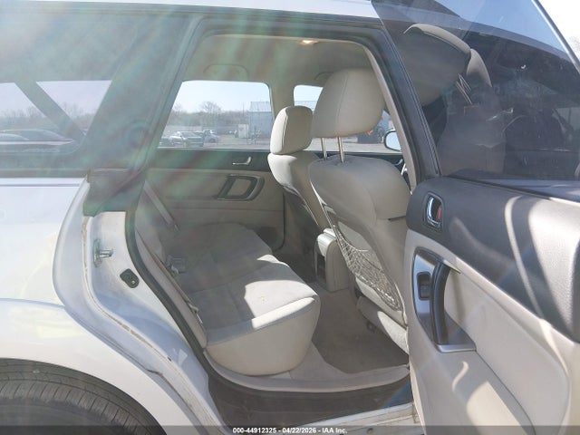 44912325 :رقم المزاد ، 4S4BP61C187349330 vin ، 2008 Subaru Outback 2.5i/2.5i L.l. Bean Edition مزاد بيع