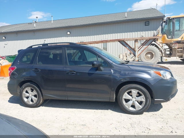 44912329 :رقم المزاد ، JF2SJAFCXGH545388 vin ، 2016 Subaru Forester 2.5i Premium مزاد بيع