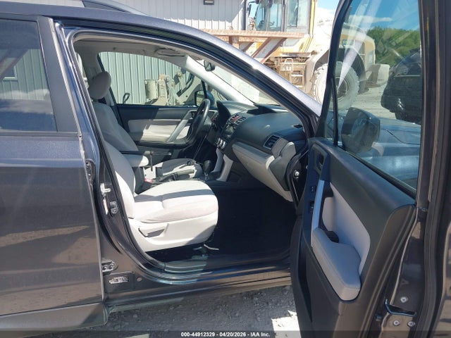 44912329 :رقم المزاد ، JF2SJAFCXGH545388 vin ، 2016 Subaru Forester 2.5i Premium مزاد بيع