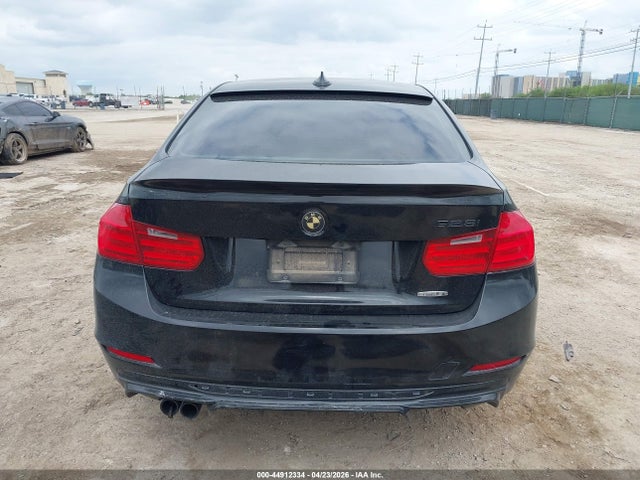 44912334 :رقم المزاد ، WBA3A5G53CNP15464 vin ، 2012 Bmw 328i مزاد بيع