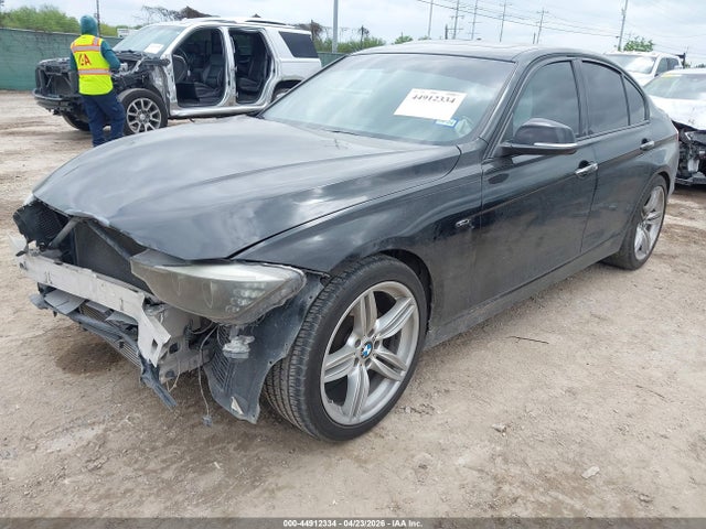 44912334 :رقم المزاد ، WBA3A5G53CNP15464 vin ، 2012 Bmw 328i مزاد بيع