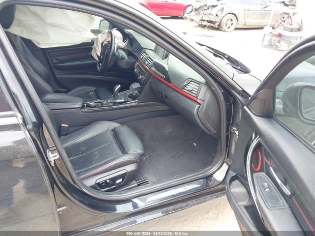 44912334 :رقم المزاد ، WBA3A5G53CNP15464 vin ، 2012 Bmw 328i مزاد بيع