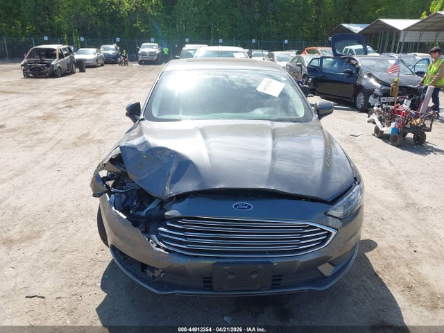44912354 :رقم المزاد ، 3FA6P0HD4HR408838 vin ، 2017 Ford Fusion Se مزاد بيع