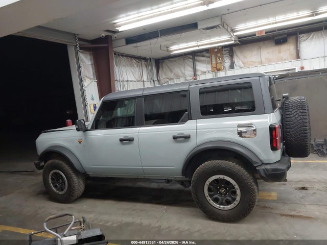 2024 Ford Bronco Badlands მანქანა იყიდება აუქციონზე, vin: 1FMEE9BP5RLA53595, აუქციონის ნომერი: 44912361