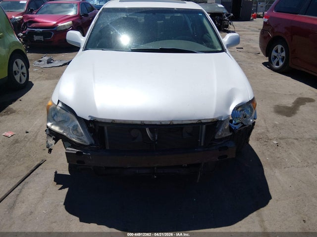Продажа на аукционе авто 2008 Toyota Avalon Limited, vin: 4T1BK36BX8U281060, номер лота: 44912362