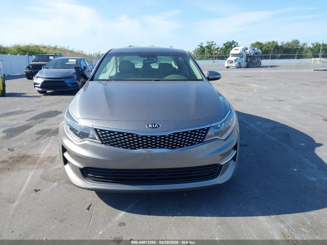 2018 Kia Optima Ex მანქანა იყიდება აუქციონზე, vin: 5XXGU4L3XJG218544, აუქციონის ნომერი: 44912380