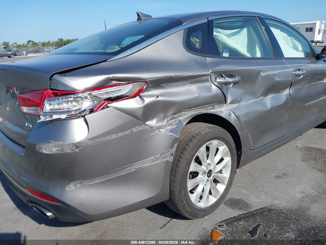 2018 Kia Optima Ex მანქანა იყიდება აუქციონზე, vin: 5XXGU4L3XJG218544, აუქციონის ნომერი: 44912380
