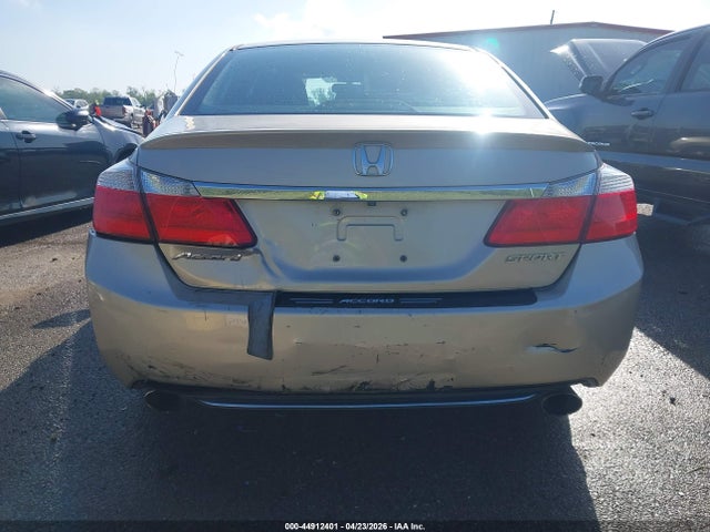 44912401 :رقم المزاد ، 1HGCR2F54FA206718 vin ، 2015 Honda Accord Sport مزاد بيع