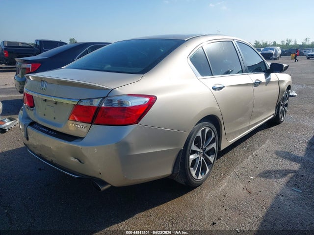 44912401 :رقم المزاد ، 1HGCR2F54FA206718 vin ، 2015 Honda Accord Sport مزاد بيع