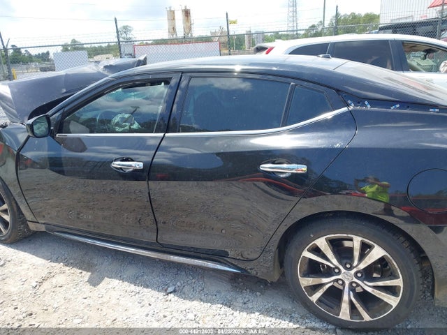 44912403 :رقم المزاد ، 1N4AA6AP0HC380490 vin ، 2017 Nissan Maxima 3.5 S مزاد بيع