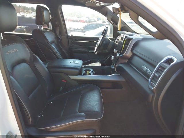 2024 Ram 1500 Laramie  4x4 5'7 Box მანქანა იყიდება აუქციონზე, vin: 1C6SRFJT4RN107666, აუქციონის ნომერი: 44912406
