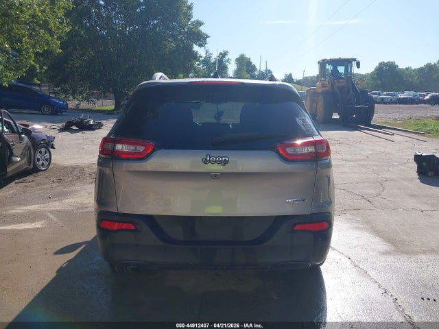 Продажа на аукционе авто 2017 Jeep Cherokee Latitude Fwd, vin: 1C4PJLCB5HW559319, номер лота: 44912407