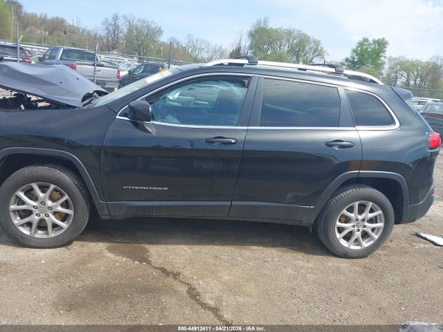 1C4PJMCB7GW182626 Jeep Cherokee Latitude