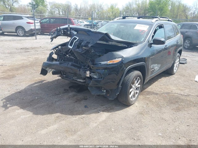 1C4PJMCB7GW182626 Jeep Cherokee Latitude