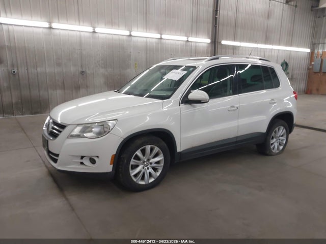 Aukcja sprzedaży 2010 Volkswagen Tiguan Se, vin: WVGBV7AX9AW001205, numer aukcji: 44912412