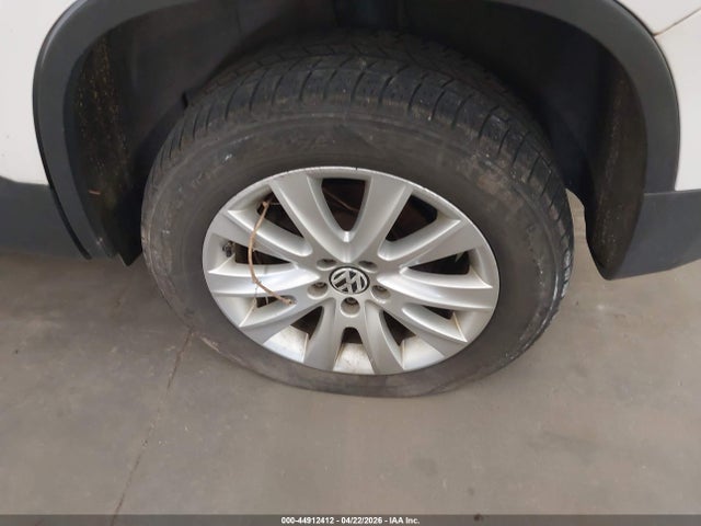Aukcja sprzedaży 2010 Volkswagen Tiguan Se, vin: WVGBV7AX9AW001205, numer aukcji: 44912412