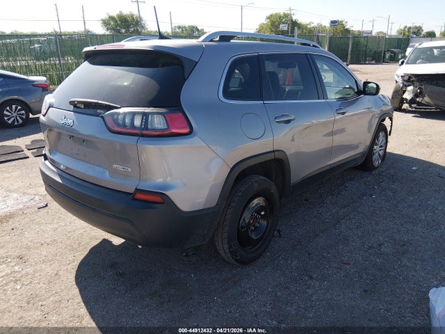 1C4PJLCB0KD263644 Jeep Cherokee Latitude Fwd