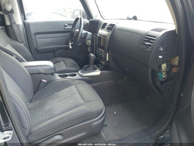2008 HUMMER H3 SUV 5GTEN13E088113182 Photo 4