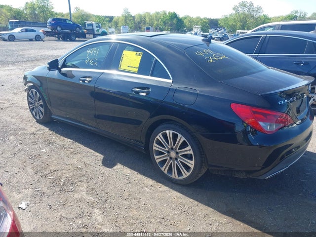 44912452 :رقم المزاد ، WDDSJ4GB8HN491314 vin ، 2017 Mercedes-benz Cla 250 4matic مزاد بيع