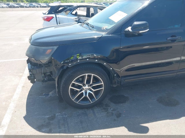 Продажа на аукционе авто 2017 Ford Explorer Sport, vin: 1FM5K8GT3HGA20403, номер лота: 44912479