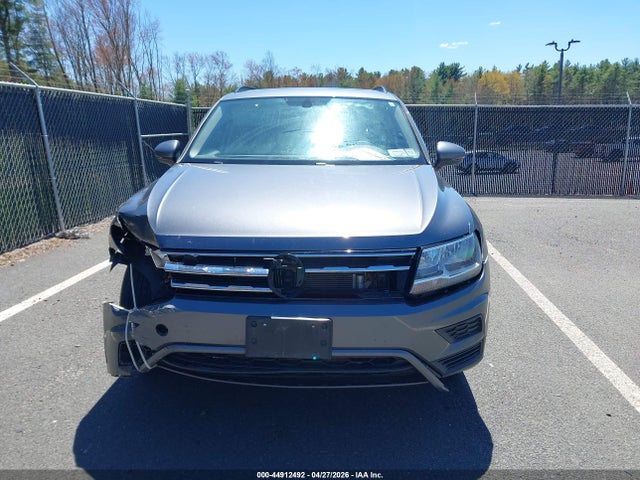 2021 Volkswagen Tiguan 2.0t Se/2.0t Se R-line Black/2.0t Sel მანქანა იყიდება აუქციონზე, vin: 3VV2B7AX5MM056172, აუქციონის ნომერი: 44912492
