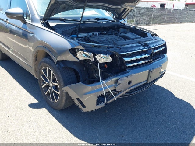 2021 Volkswagen Tiguan 2.0t Se/2.0t Se R-line Black/2.0t Sel მანქანა იყიდება აუქციონზე, vin: 3VV2B7AX5MM056172, აუქციონის ნომერი: 44912492