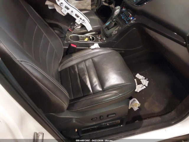 44912497 :رقم المزاد ، 1FMCU9J93FUA29377 vin ، 2015 Ford Escape Titanium مزاد بيع