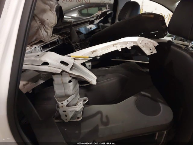 44912497 :رقم المزاد ، 1FMCU9J93FUA29377 vin ، 2015 Ford Escape Titanium مزاد بيع