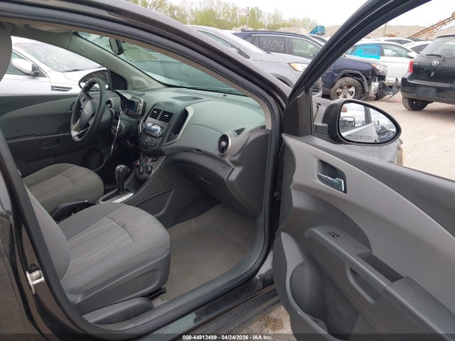 44912499 :رقم المزاد ، 1G1JC5SH5E4147936 vin ، 2014 Chevrolet Sonic Lt Auto مزاد بيع