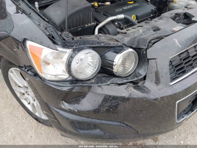 44912499 :رقم المزاد ، 1G1JC5SH5E4147936 vin ، 2014 Chevrolet Sonic Lt Auto مزاد بيع