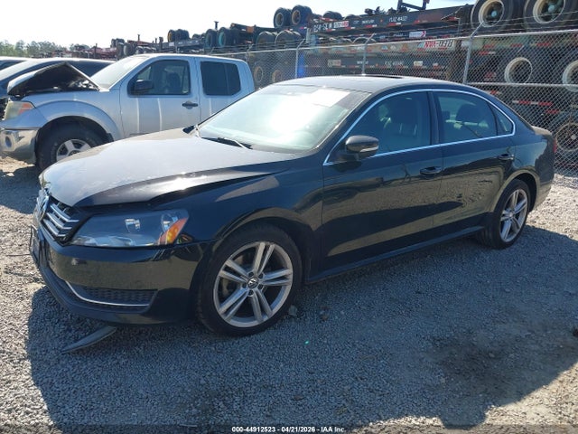 1VWBV7A35FC103396 Volkswagen Passat 2.0l Tdi Se