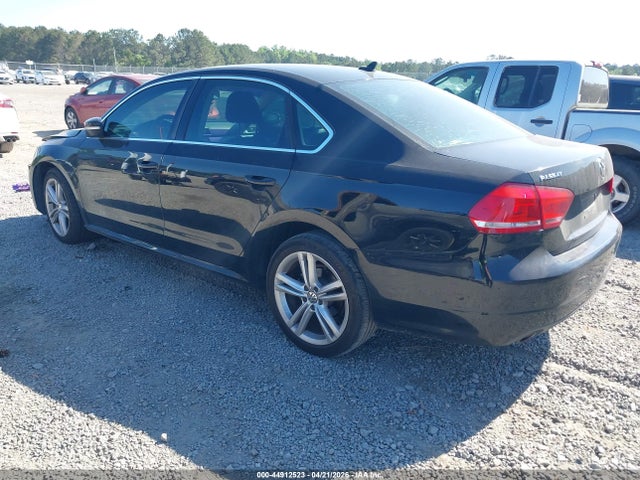 1VWBV7A35FC103396 Volkswagen Passat 2.0l Tdi Se