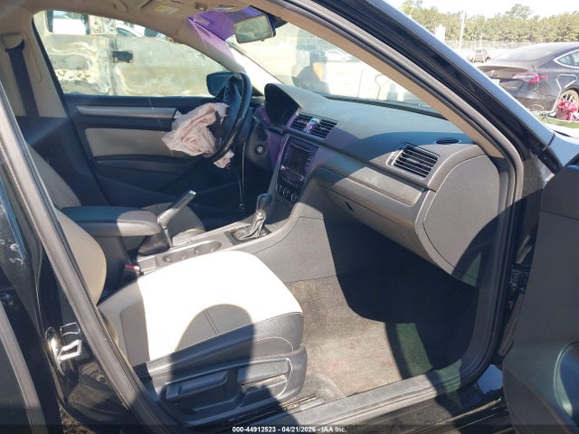 1VWBV7A35FC103396 Volkswagen Passat 2.0l Tdi Se